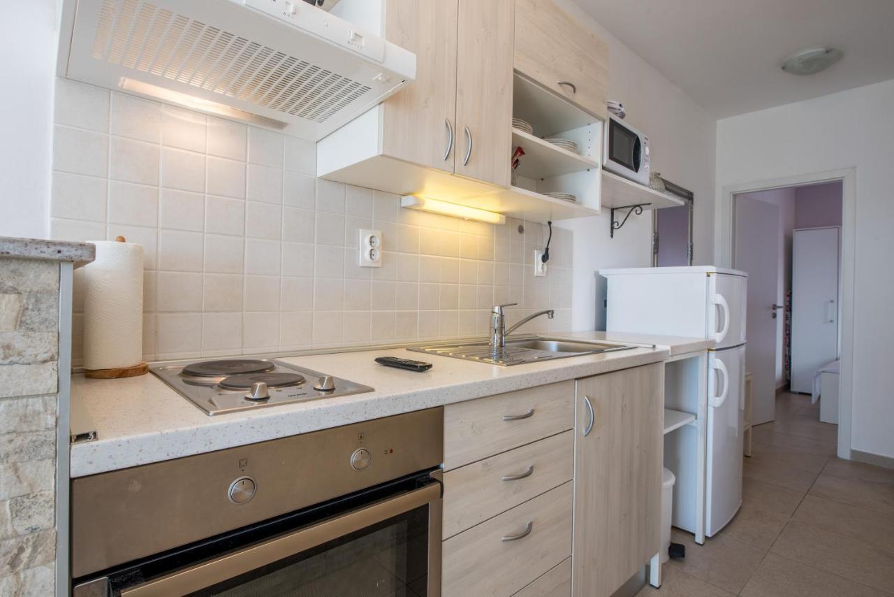 Apartments Amneris Трогір Екстер'єр фото