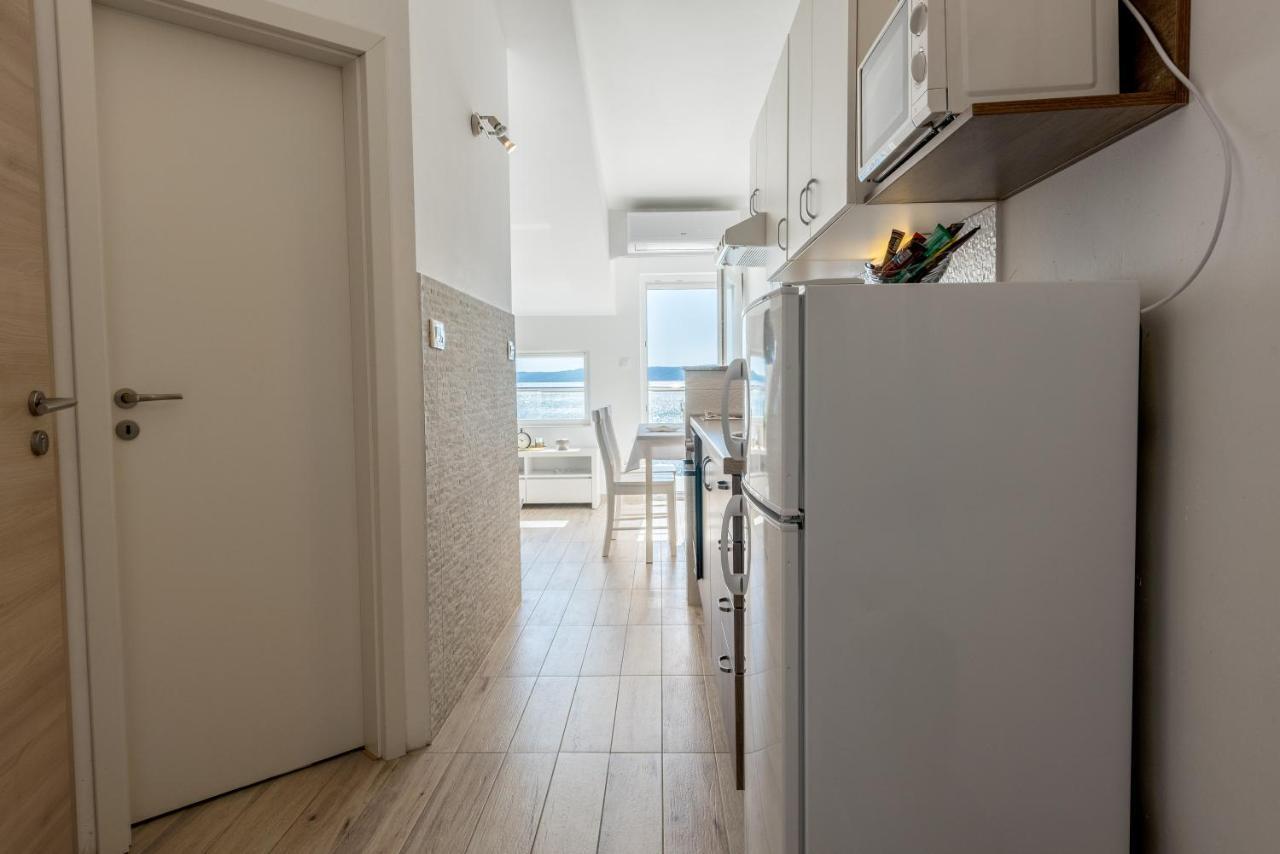 Apartments Amneris Трогір Екстер'єр фото